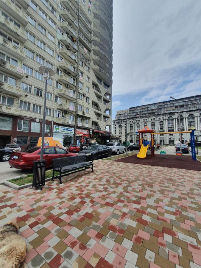 Gorgiladze Black Sea Apartment バトゥーミ エクステリア 写真